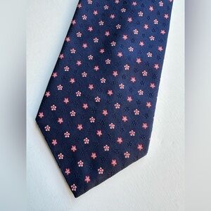 Brooks Brothers Makers Italian Silk Flower Tie Navy USA Made